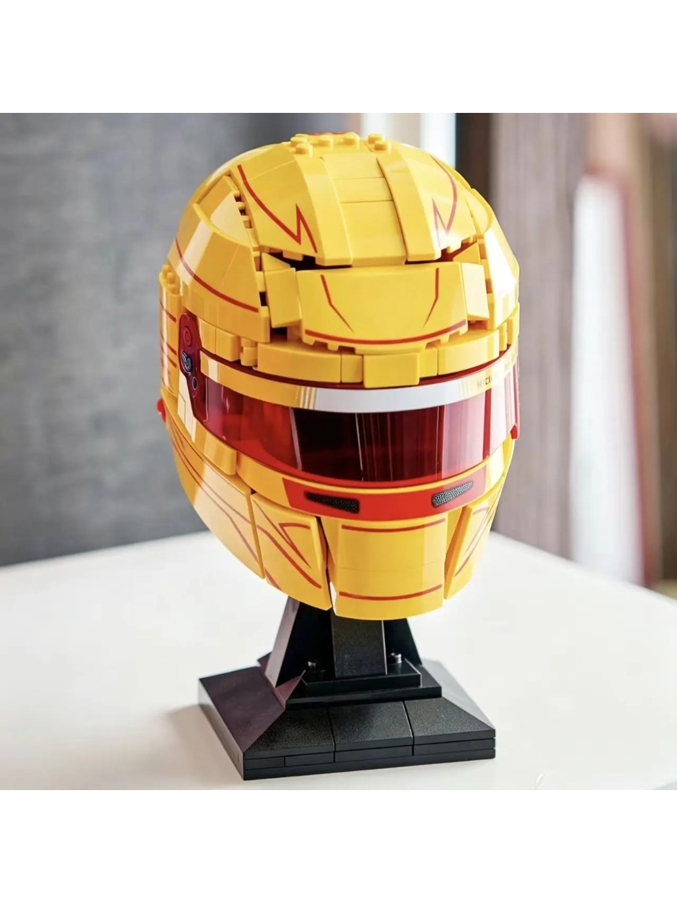 The new must-have driver helme - Event Party 评论和价格